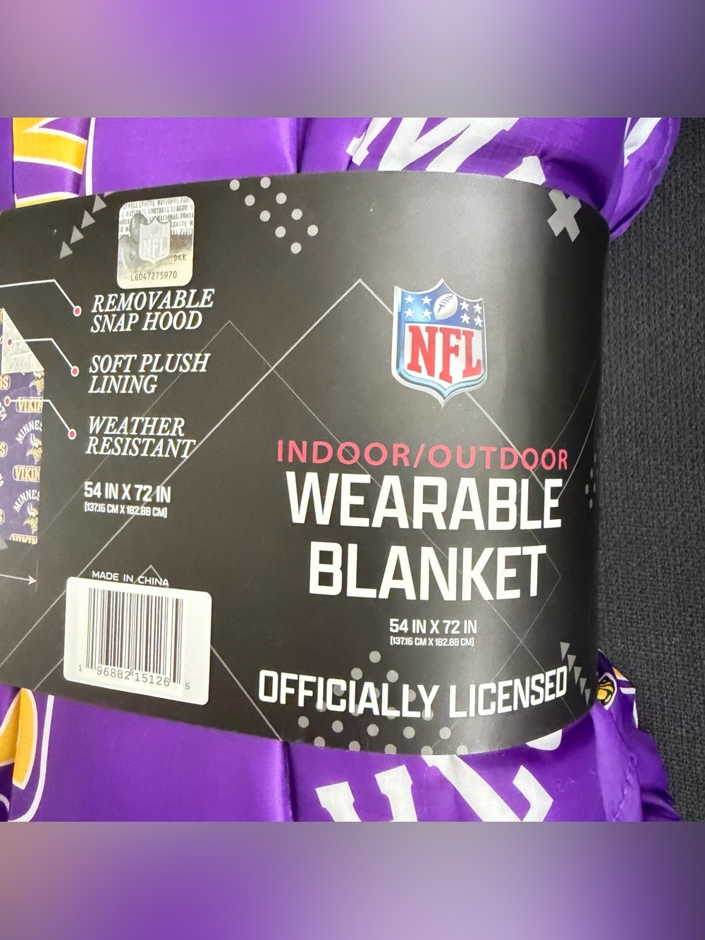 NFL Minnesota Vikings Purple Wearable Blanket with Gray Lining